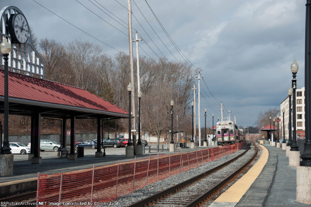 MBTA 6051 arriving at 12:46